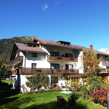Gaestehaus Truskaller Hotel Mallnitz Exterior photo