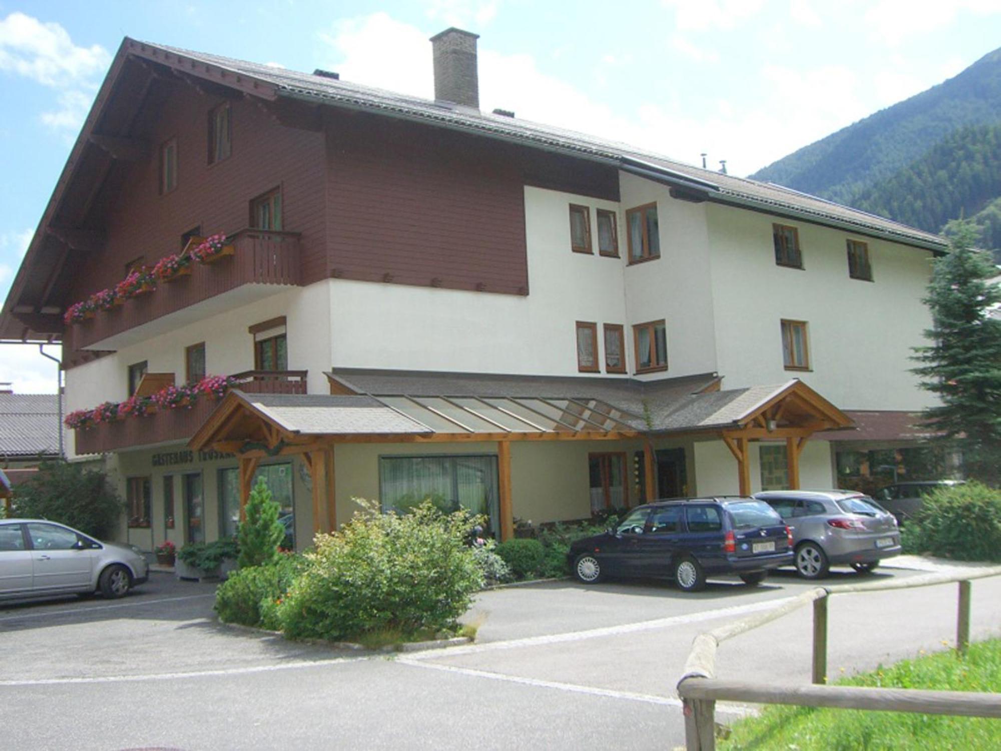 Gaestehaus Truskaller Hotel Mallnitz Exterior photo